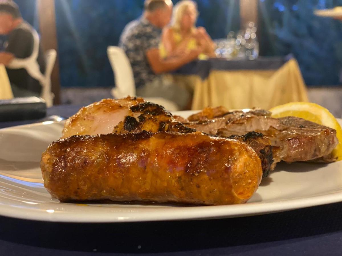 Hotel Lo Smeraldo Roccavivara Zewnętrze zdjęcie