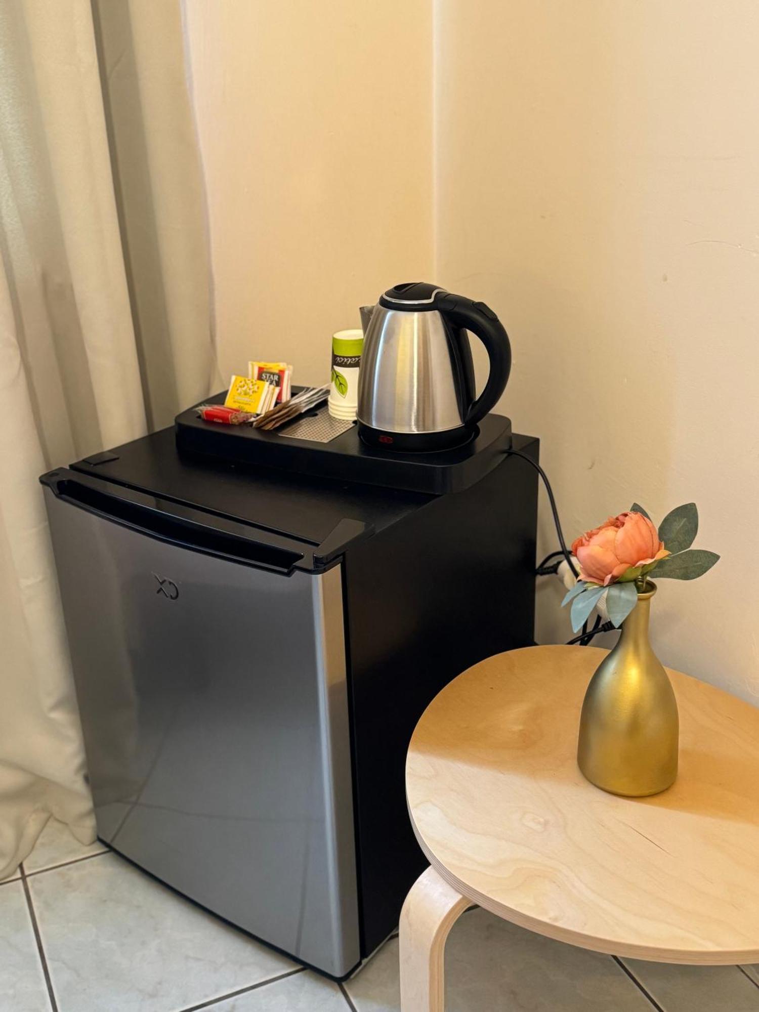 Hotel Lo Smeraldo Roccavivara Zewnętrze zdjęcie