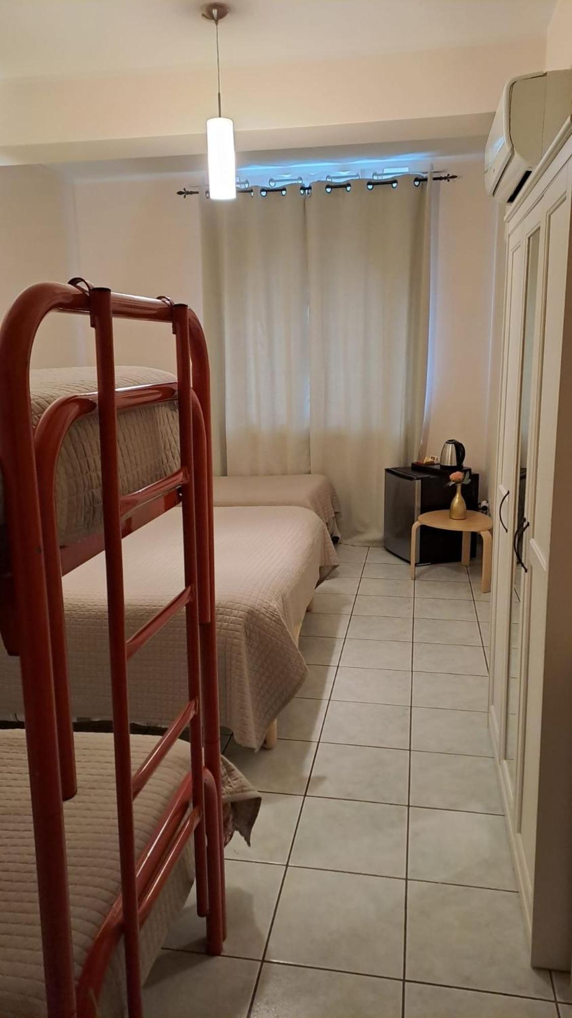 Hotel Lo Smeraldo Roccavivara Zewnętrze zdjęcie